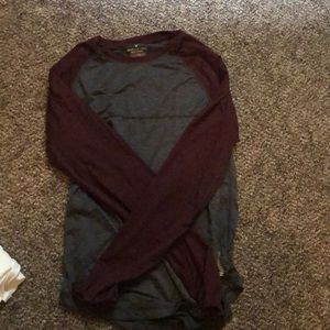 American Eagle long sleeve shirt